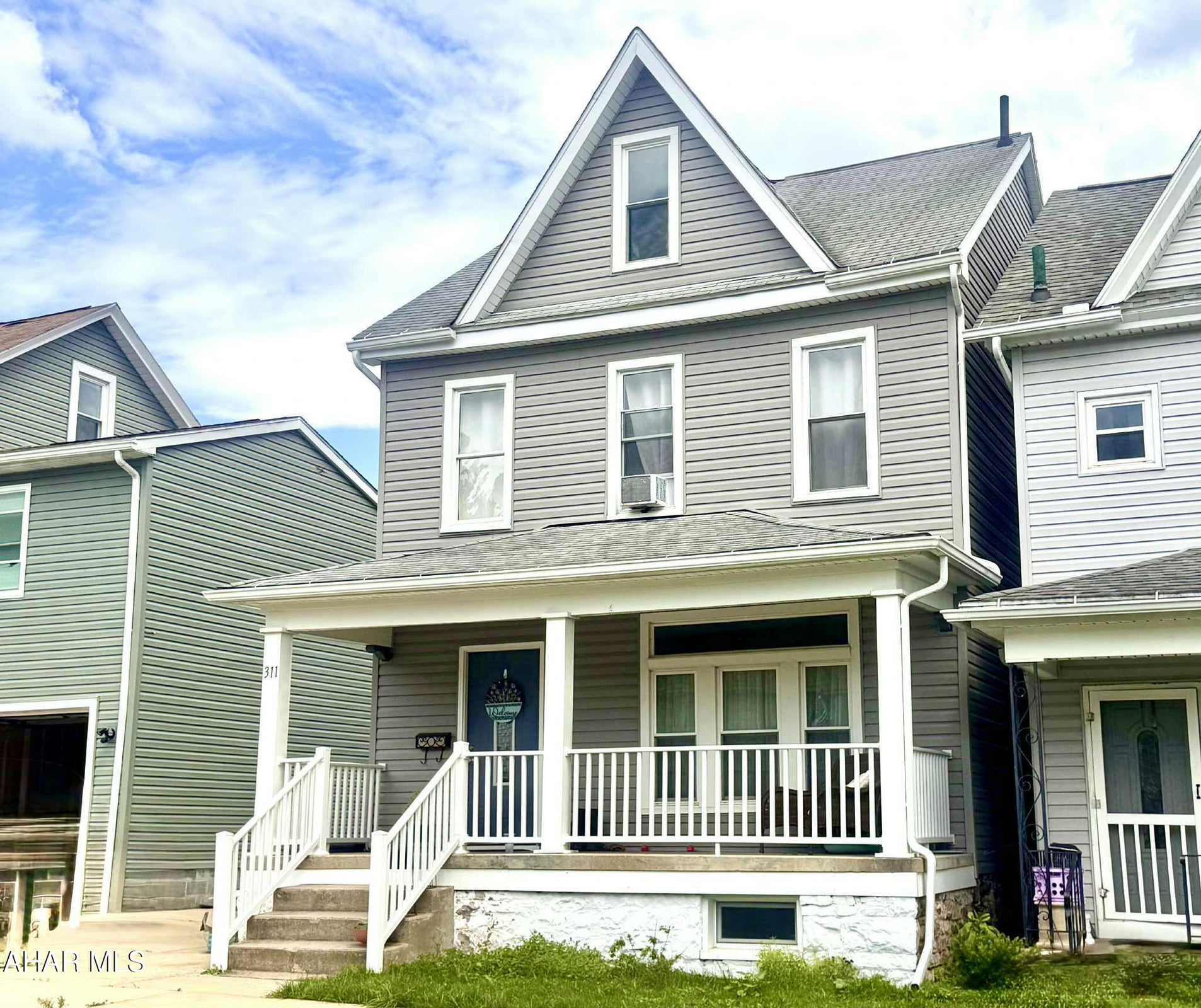311 E Bell Ave