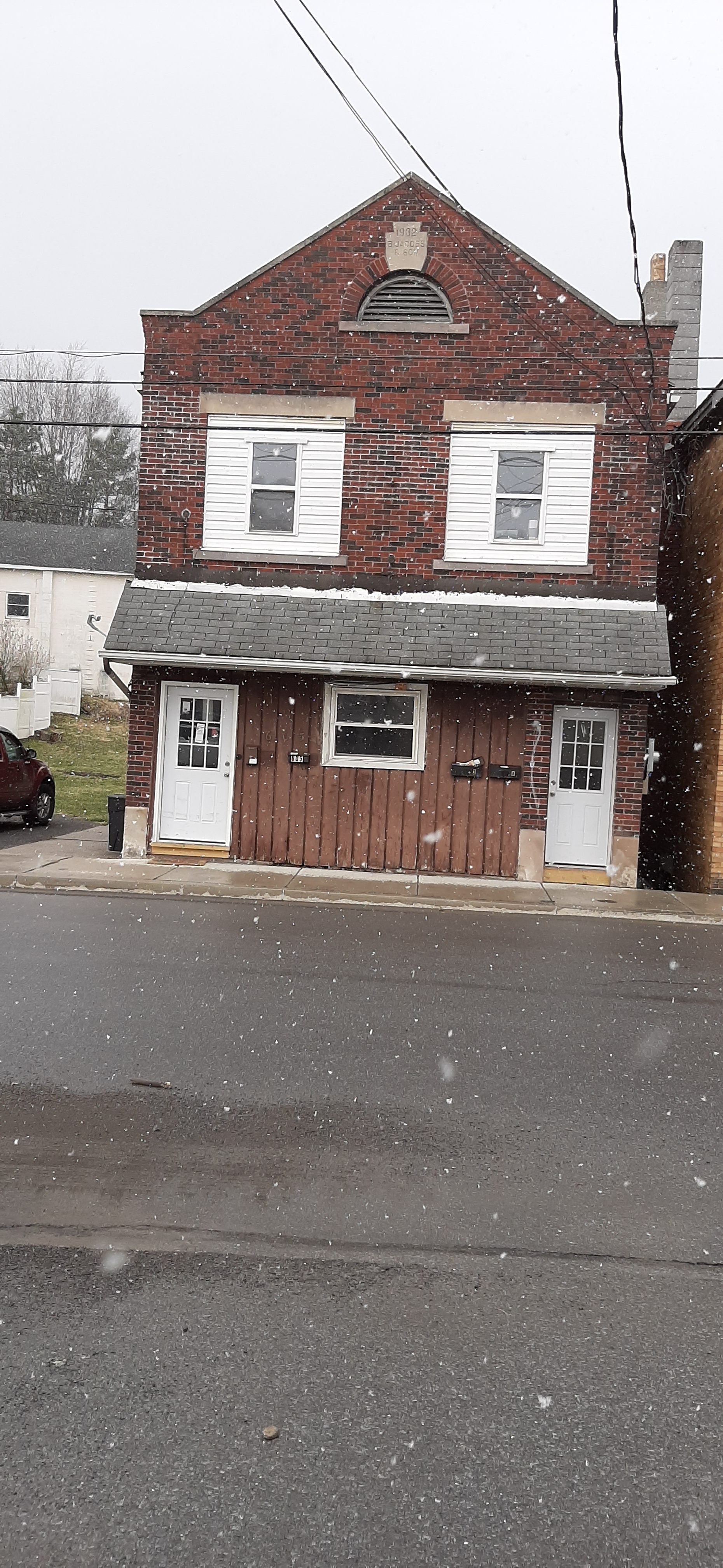 605 Main Street #1