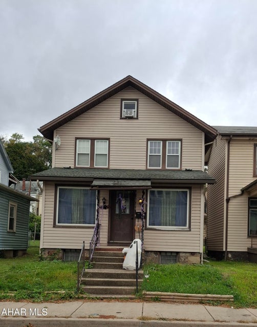 2726 6th Ave
